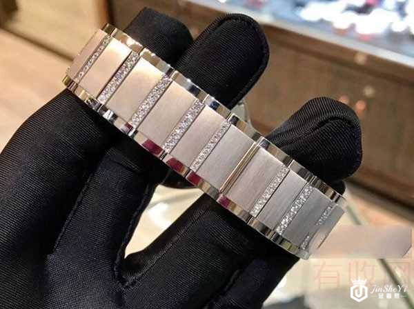 伯爵POLO系列18k白金镶钻的二手手表回收价格怎么查询