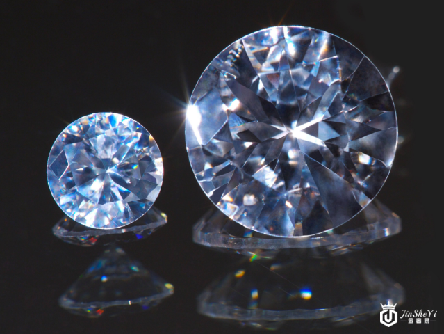 人造钻石和天然钻石你会区分吗？天然钻石回收价格更高
