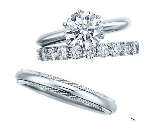 钻石回收小编教你彩钻首饰保养方法？