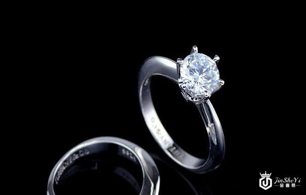 钻石回收看什么，万元钻戒的回收价格怎么样？