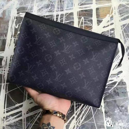 潮流男士也能背的LV包包？一起了解下！