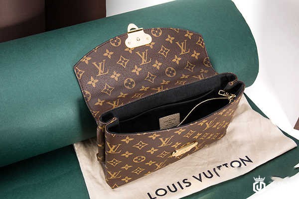 LV老花帆布拼色手袋M43584能回收换新款吗？要补多少钱