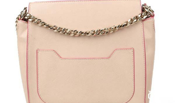 宝格丽粉色扇子包避开这几个奢侈品回收的套路 价格能高不少