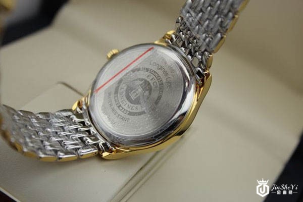 浪琴白盘间金钢带手表哪里回收 来此回收价格真香