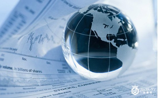 IMF预计全球经济增长4.4% 美国下调1.2个百分点!现货黄金