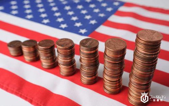 美国财政赤字飙升至2万亿！市场等待美联储决议 黄金冲高