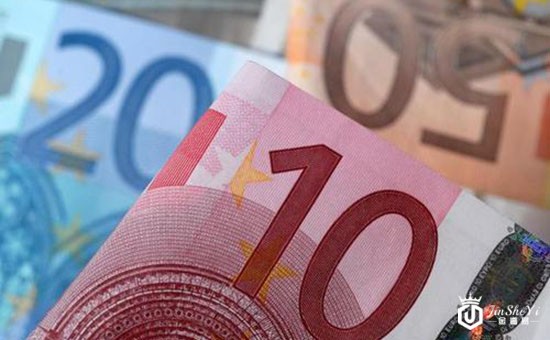 高盛：继续看空美元！富国银行：年底前黄金不会创新高