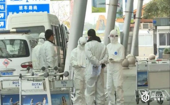 专家：60%至70%的人口或将感染新冠病毒 黄金首个看涨目标1599