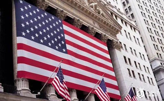 黄金投资提醒：美国经济数据向好 黄金跌穿1550 日内留