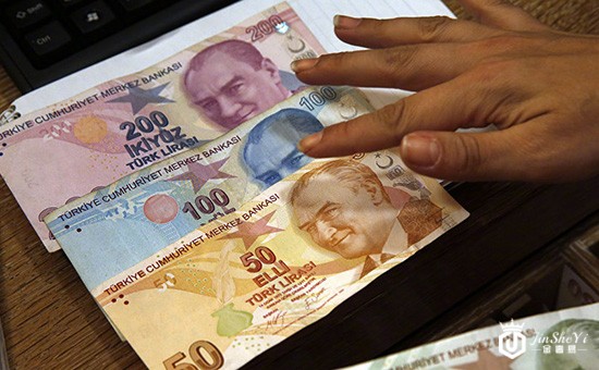 美国露贸易战獠牙 取消土耳其关税优惠 限制日本欧盟汽