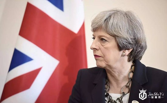 意大利预算风波重燃 硬脱欧风险剧增梅姨被敦促下台 黄