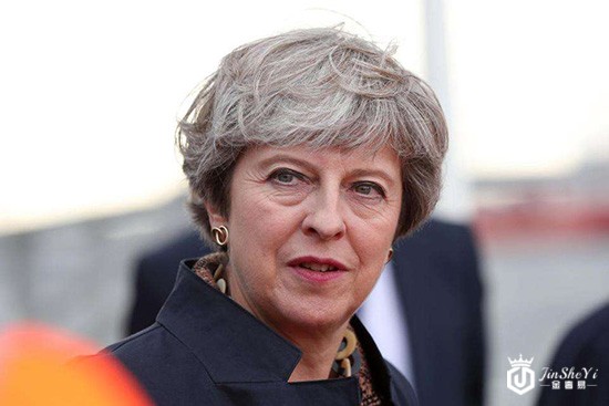 特朗普祭出减税大招！美国两党博弈趋向白热化 黄金能否