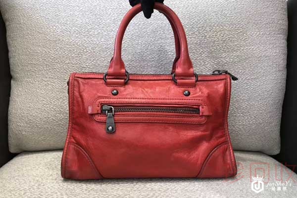 缪缪包包回收多少钱 包包拒收的原因不仅是品相