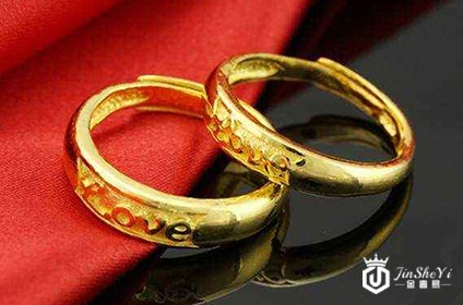 带了一年的金戒指回收大概多少钱？