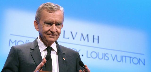 奢侈品野蛮生长时代结束！LV老板成最大输家，每天损失30亿元