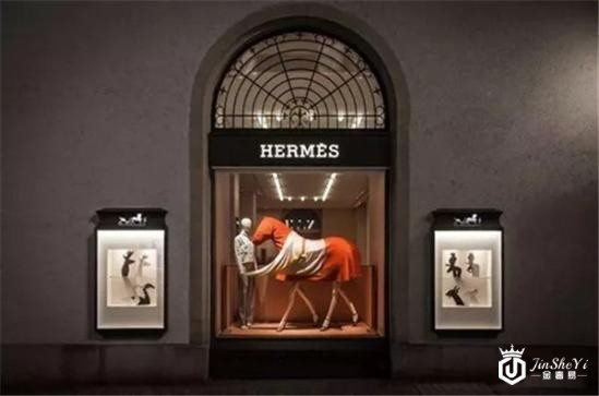 奔驰V260L与奢侈品爱马仕“喜结良缘”