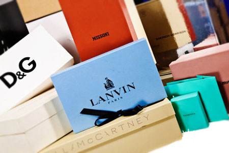 两万的包价值几何 博主戳心分析奢侈品购物心理引关注