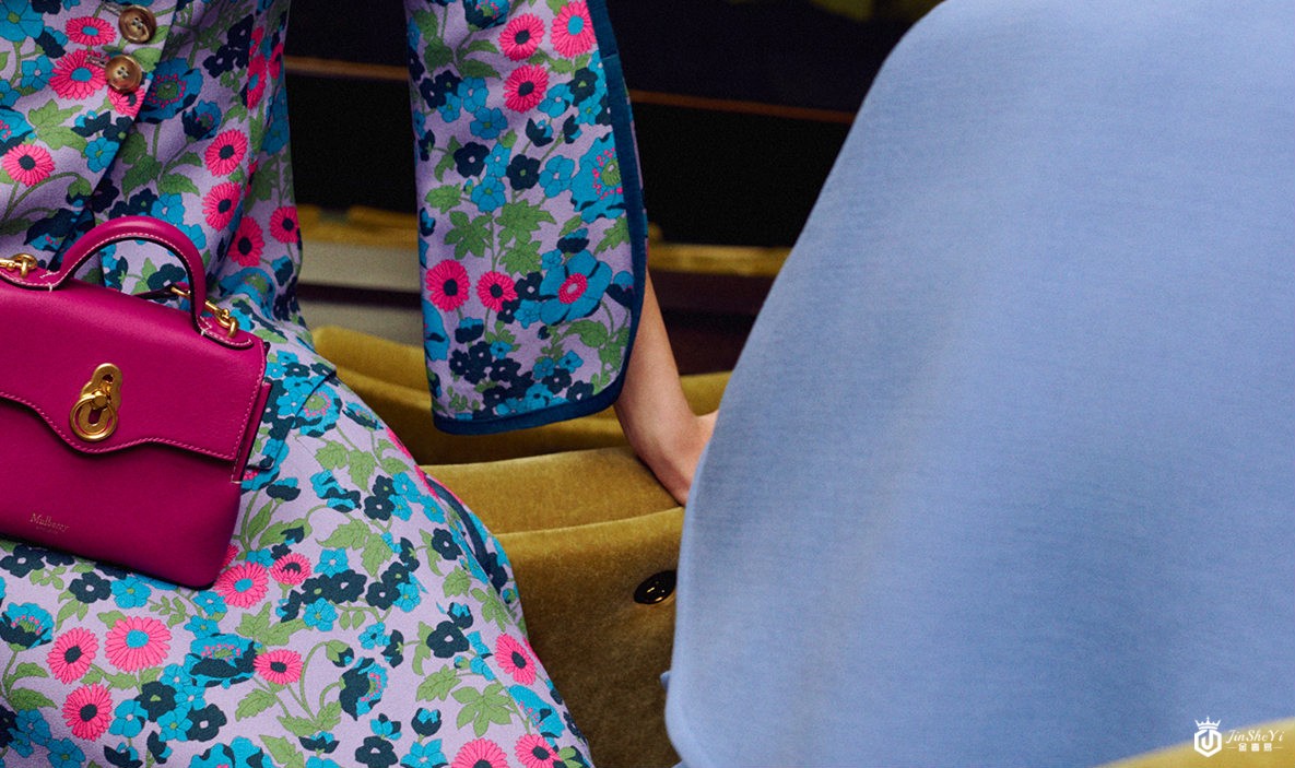 近9000块的包一周4次卖爆仓 天猫消费力震惊英国奢侈品品牌