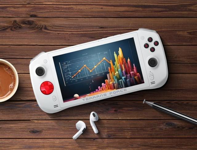 我拿它来移动办公,偶尔打打游戏,丰富我的碎片时间