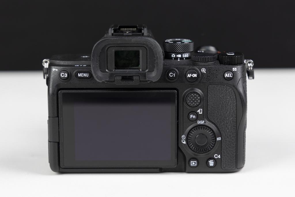  高画质、性能全面 索尼、佳能、尼康主力全幅微单盘点 