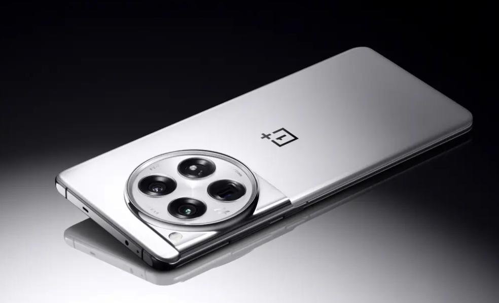 7000mAh 手机来了！曝 OPPO 正在研发，6500mAh 方案已确定 