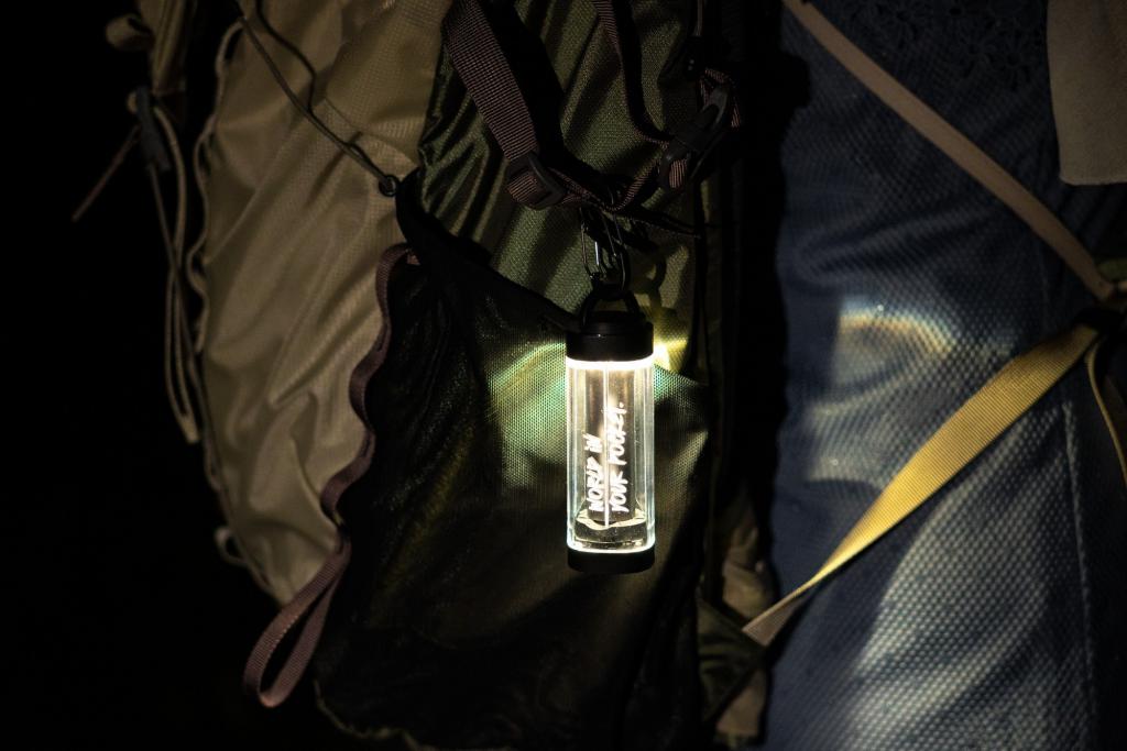  波奇客萤火虫 EDC 随行灯评测：应用场景丰富，多种使用模式切换 