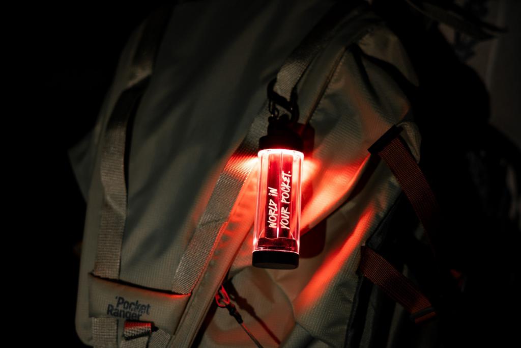  波奇客萤火虫 EDC 随行灯评测：应用场景丰富，多种使用模式切换 