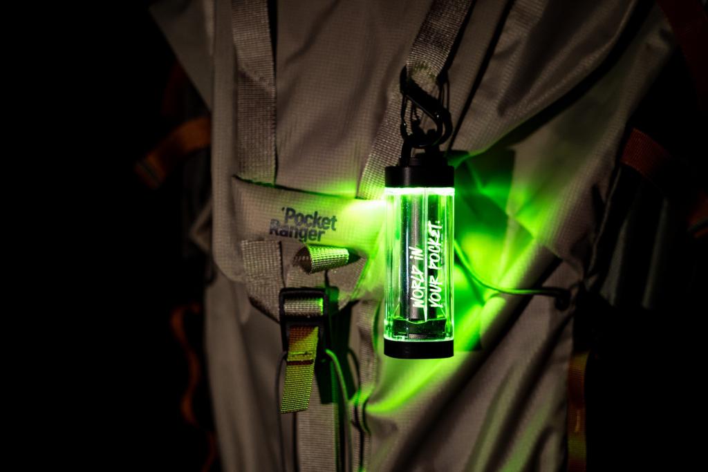  波奇客萤火虫 EDC 随行灯评测：应用场景丰富，多种使用模式切换 