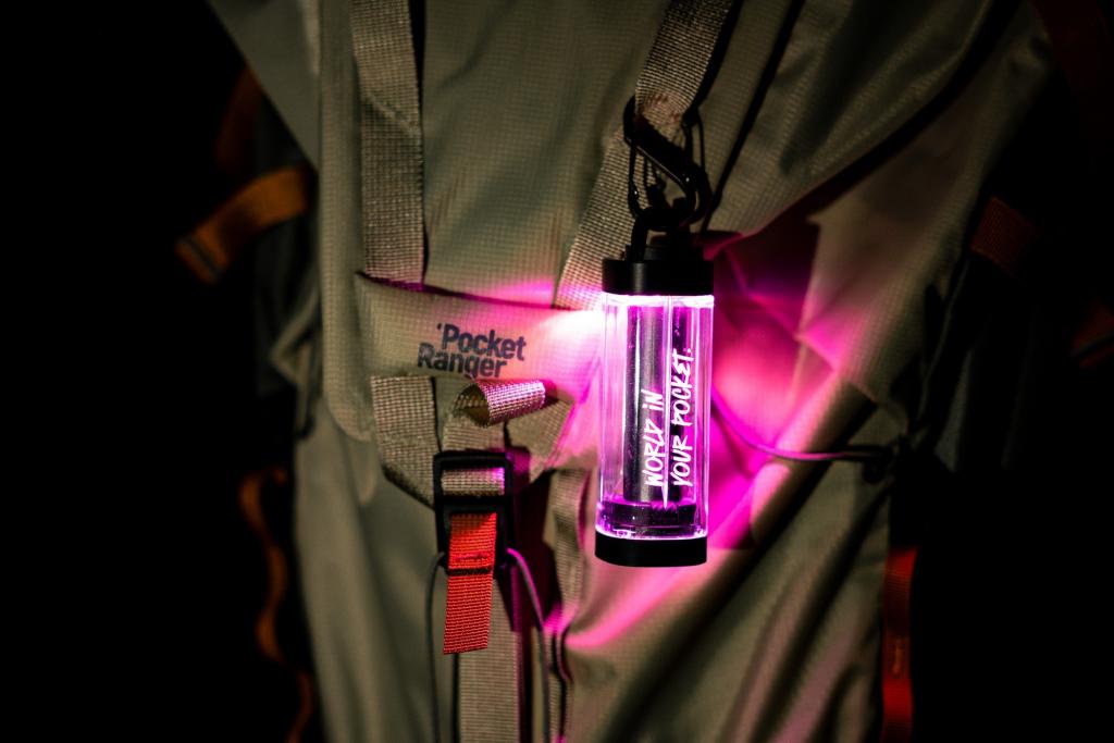  波奇客萤火虫 EDC 随行灯评测：应用场景丰富，多种使用模式切换 