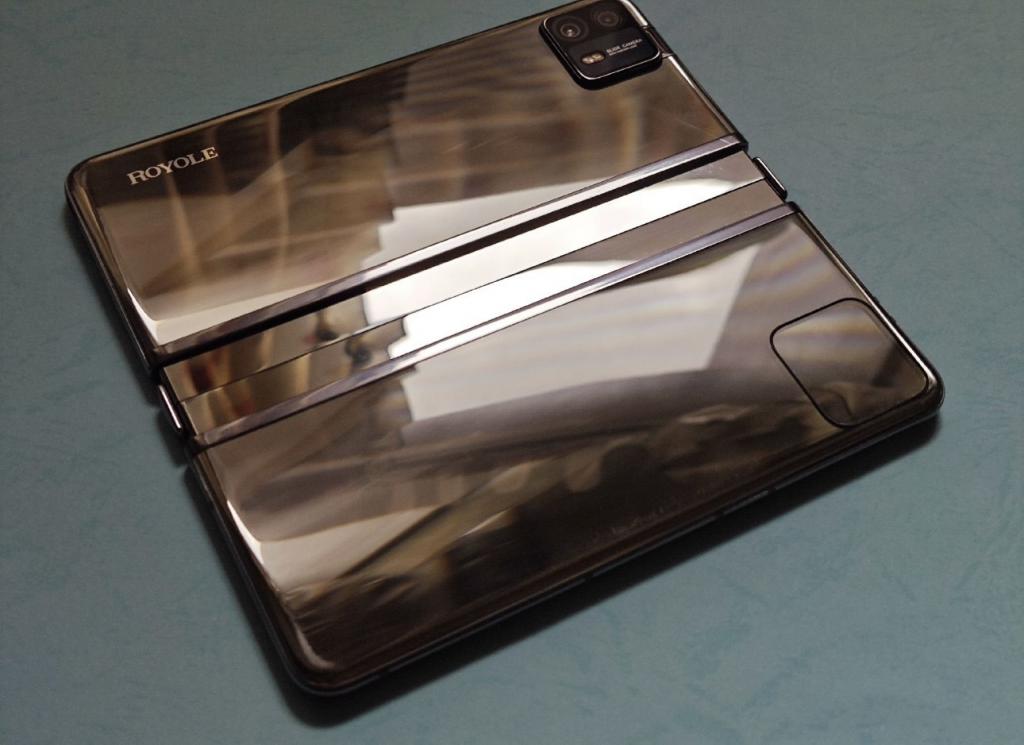  售价 7600 元 柔派 FlexPai 3 折叠屏手机公开 