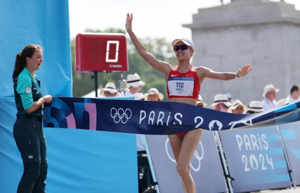  高速对焦新突破：佳能 EOS R1 奥运赛场新体验 