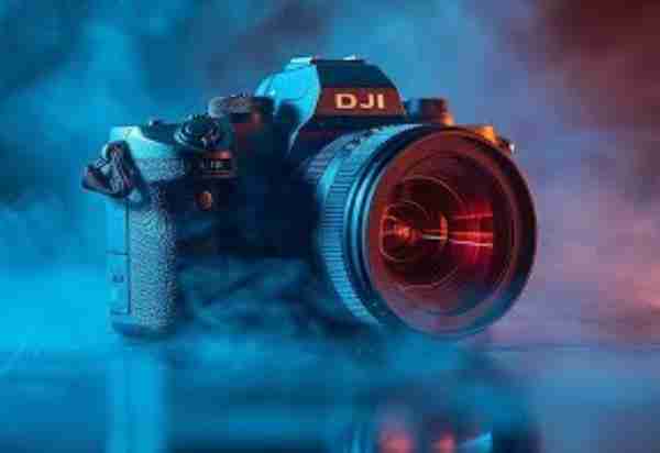  大疆或在 9 月发布全画幅无反相机 日本厂商好日子到头了？