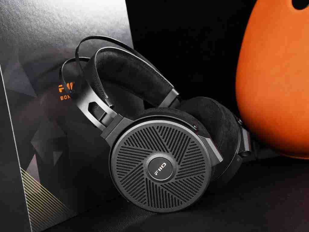  飞傲 FT5 开放式平板头戴耳机评测：好听又好推的平板新旗舰 