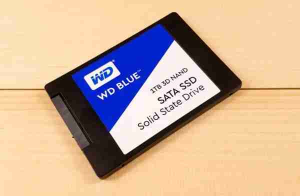 SSD 从高效存储走到失效边缘 你需知道的几大警示信号 