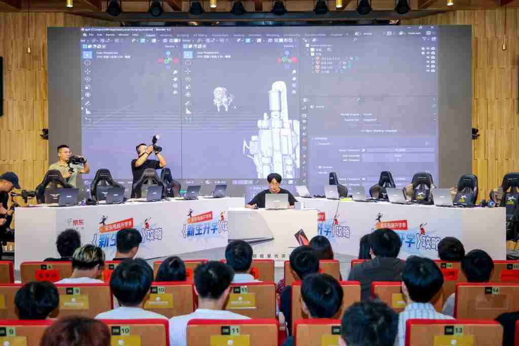 专业全能轻松 Carry 全场 华为 MateBook GT 14 凭实力迎接挑战