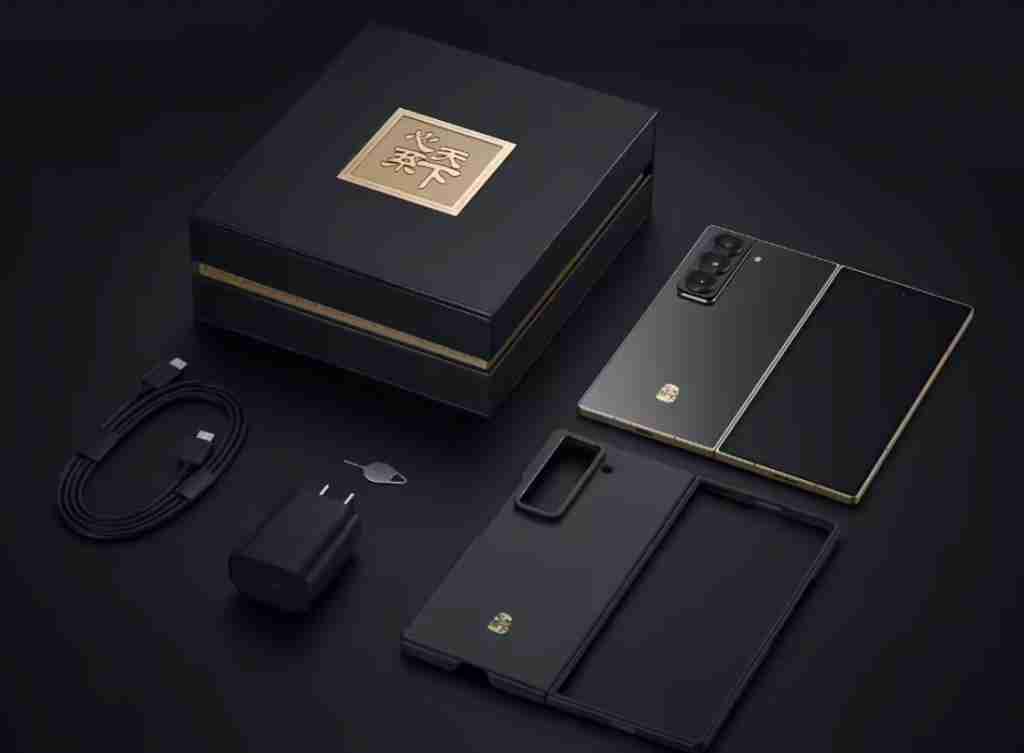 三星公布三折叠屏手机:Z 形结构,只待发布