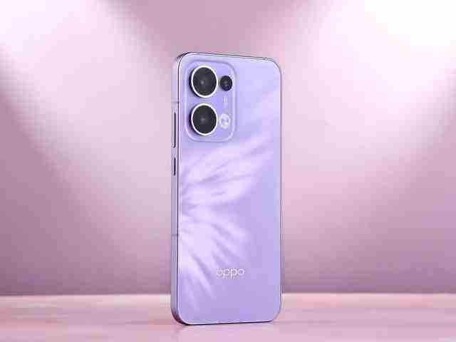 OPPO Reno13 系列上手：超美“果味儿”小直屏 