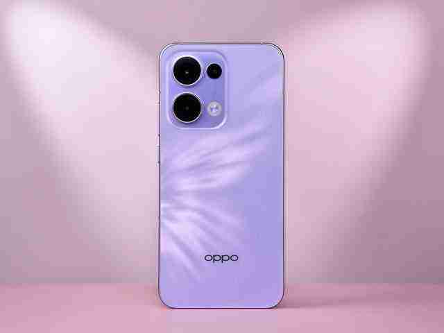 OPPO Reno13 系列上手：超美“果味儿”小直屏 
