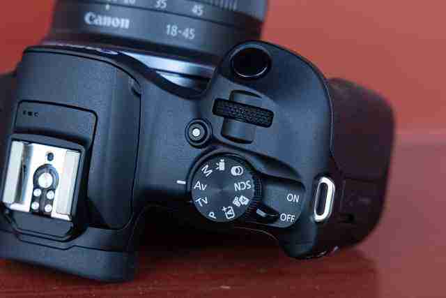 让拍摄回归简单轻松 佳能 EOS R100 拍摄体验