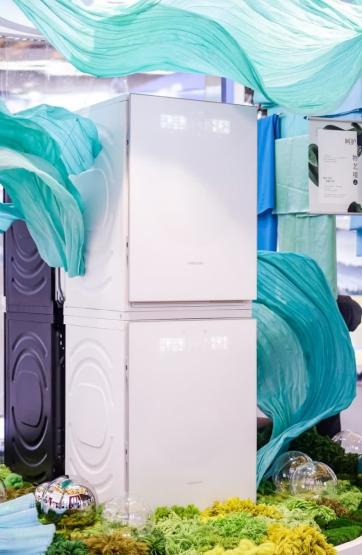 AWE2025 盛大启幕：全球“双冠王”石头科技携黑科技新品再攀巅峰