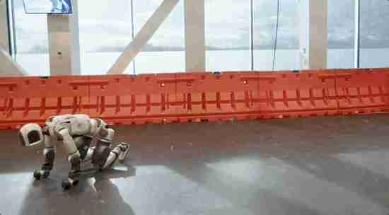  姚班天才范浩强创业公司曝光！旷视三剑客携 2 亿天使轮进军具身智能赛道 