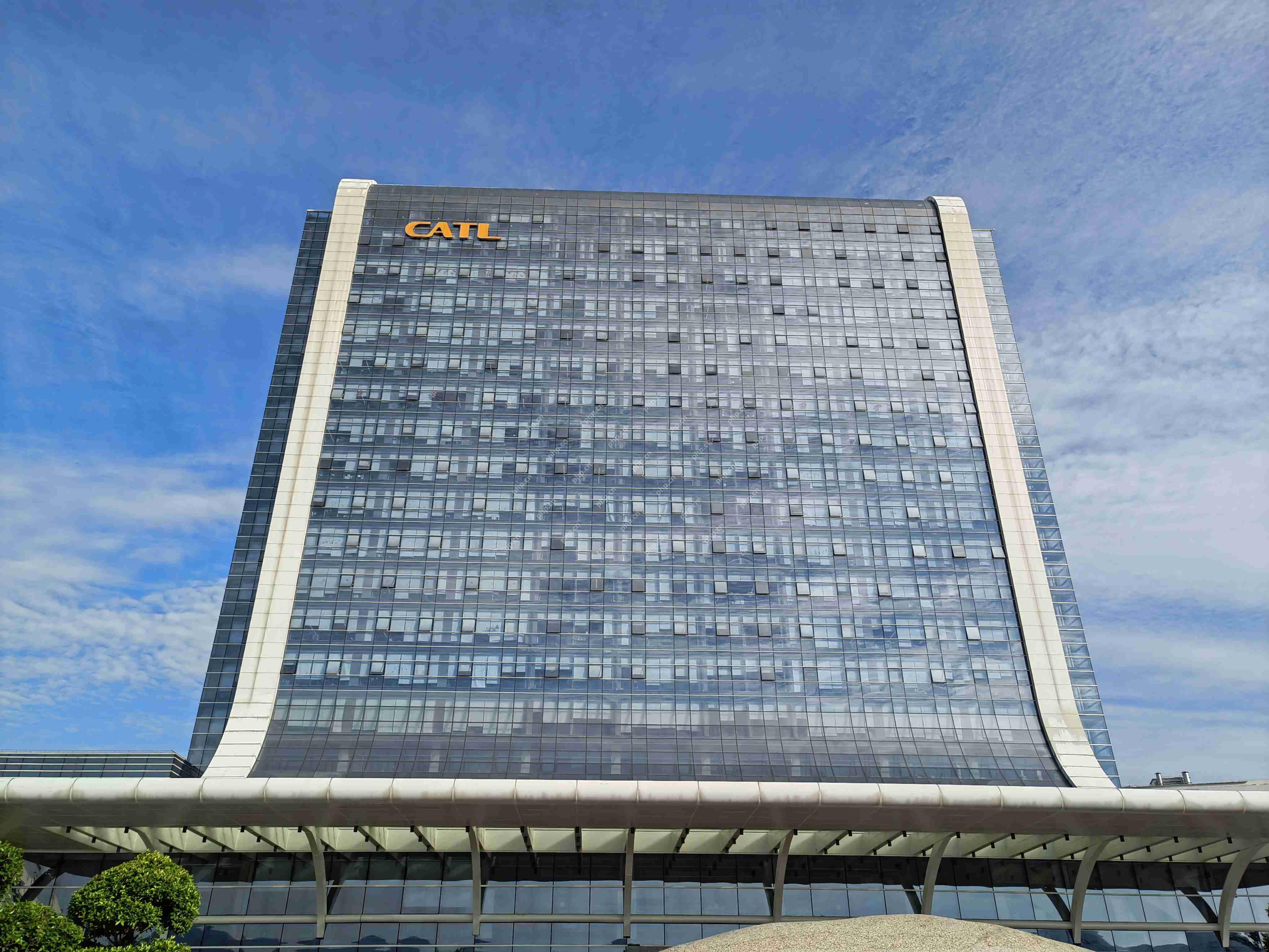 宁德时代Q1实现营收847.05亿元，净利润同比增长32.85%