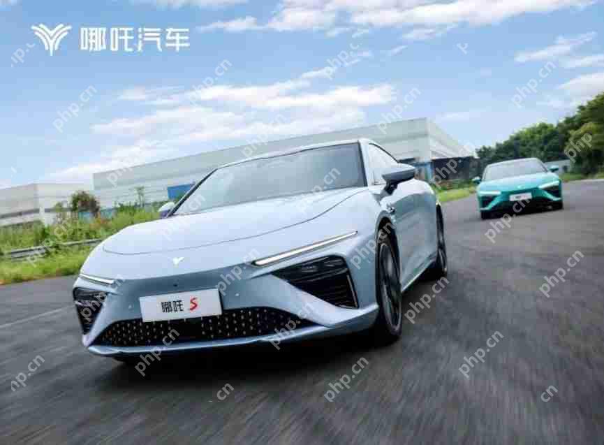 【断网】哪吒汽车App断网,官网已无法访问；长城汽车4月销量10.01万台,同比增长5.55%；北汽蓝谷:子公司4月汽车销量同比增长256.5%