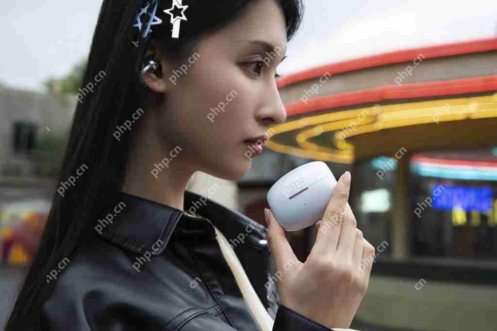 OPPO Enco Clip 珠光海图赏：轻盈科技美学入耳 