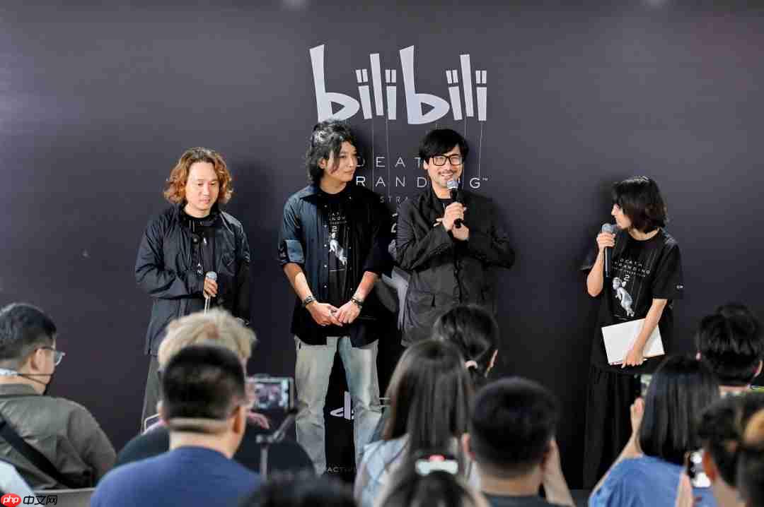 小岛秀夫和《黑神话》主创冯骥、杨奇见面 合影留念