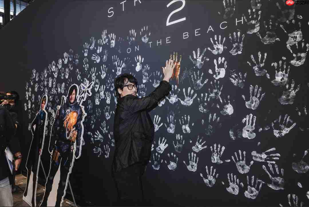 小岛秀夫和《黑神话》主创冯骥、杨奇见面 合影留念