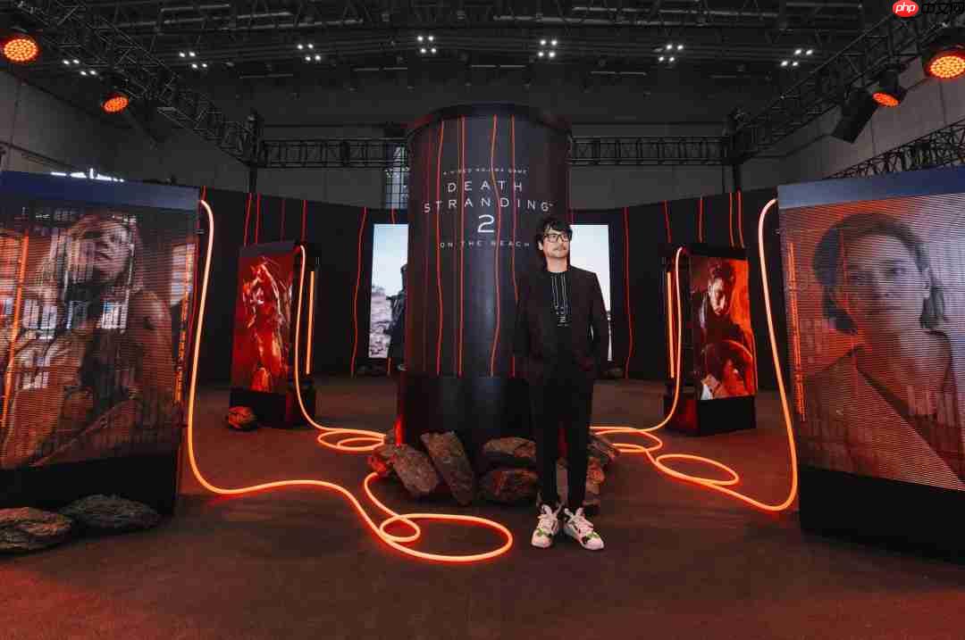 小岛秀夫和《黑神话》主创冯骥、杨奇见面 合影留念