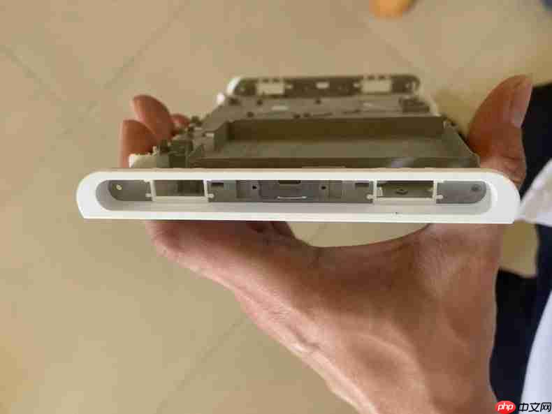 疑似Switch2 OLED中框流出 二手市场惊现原型机部件
