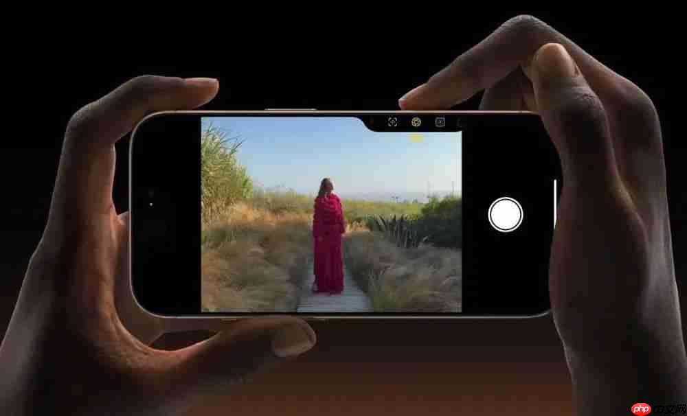  苹果 iPhone 17 Pro 原型机曝光，外观确认 