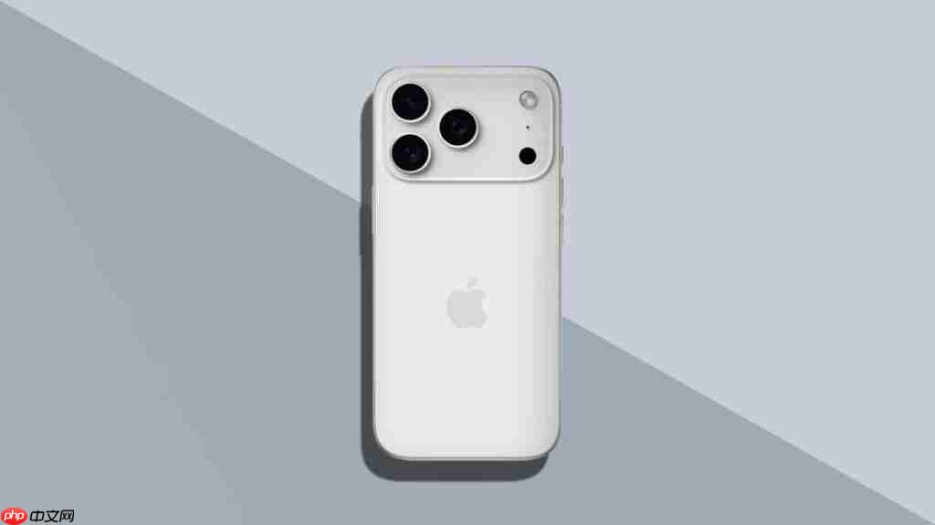 iPhone 17 全系外观实锤，国行电池阉割！